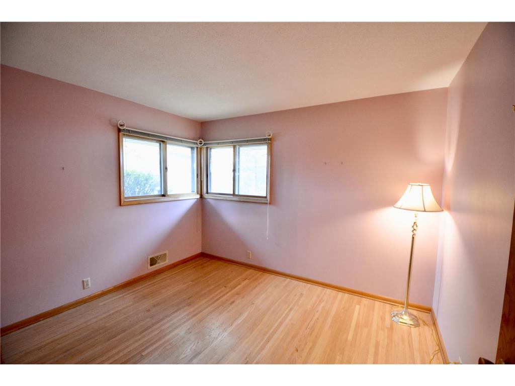 449 Birmingham Street Saint Paul MN 55106 6808591 image10