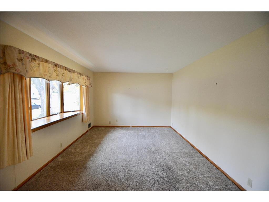 449 Birmingham Street Saint Paul MN 55106 6808591 image4