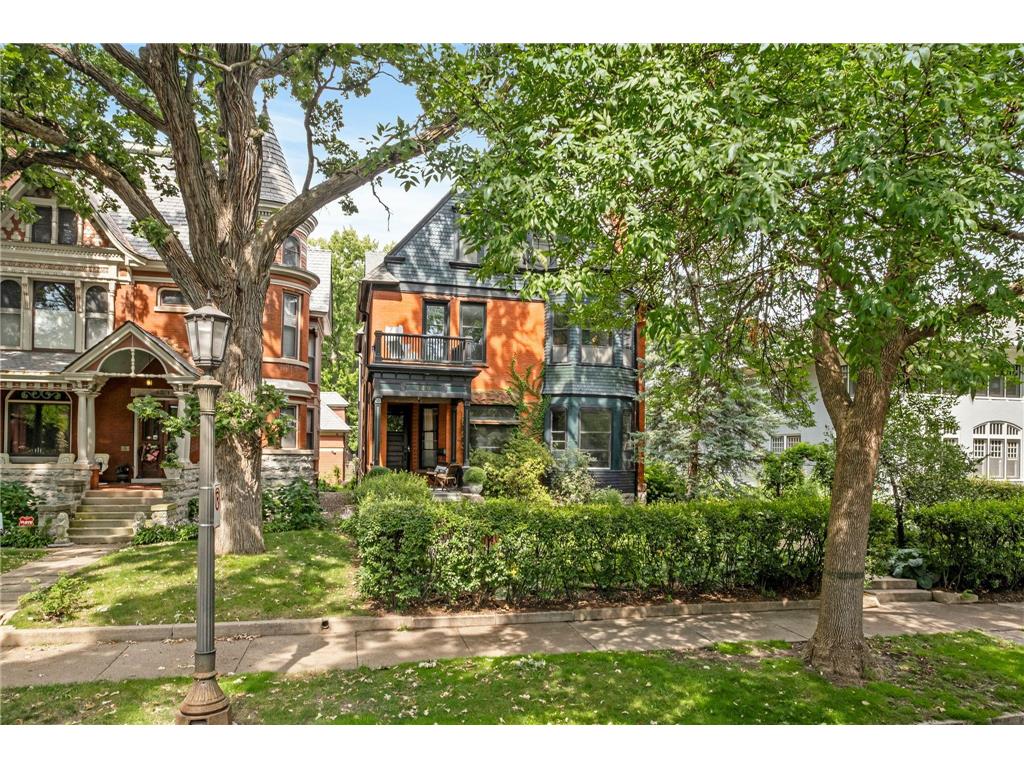 449 Portland Avenue #2 Saint Paul MN 55102 6595253 image1