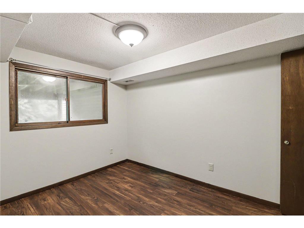 4490 Woodgate Point Eagan MN 55122 7093993 image16