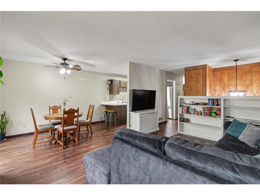 4490 Woodgate Point Eagan MN 55122 7093993 image3