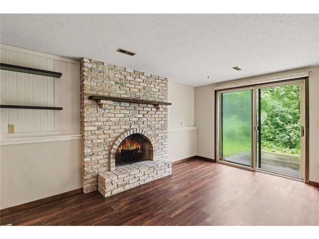 4490 Woodgate Point Eagan MN 55122 7093993 image8