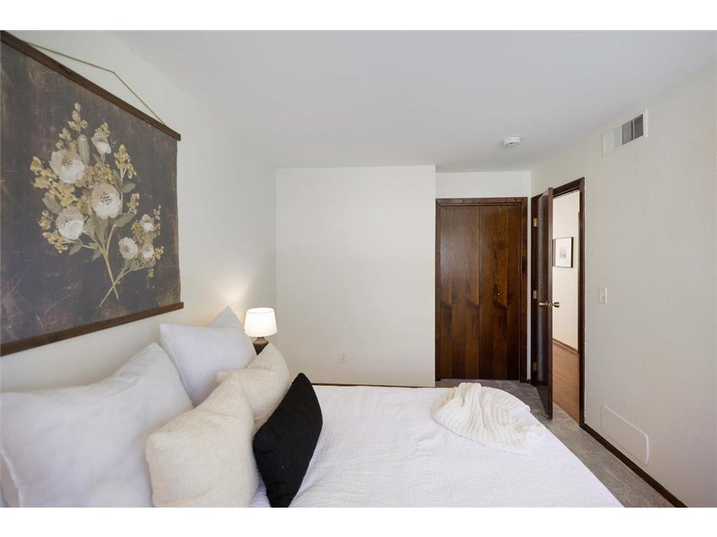 4497 Evergreen Drive Vadnais Heights MN 55127 7009663 image26