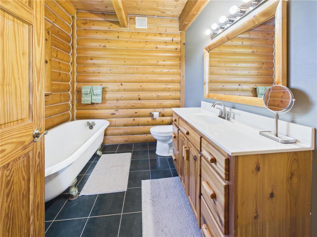 4498 Avery Road Burtrum MN 56318 7083856 image34