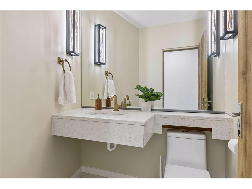 45 Clay Cliffe Drive Tonka Bay MN 55331 - Lake Minnetonka 7074173 image38