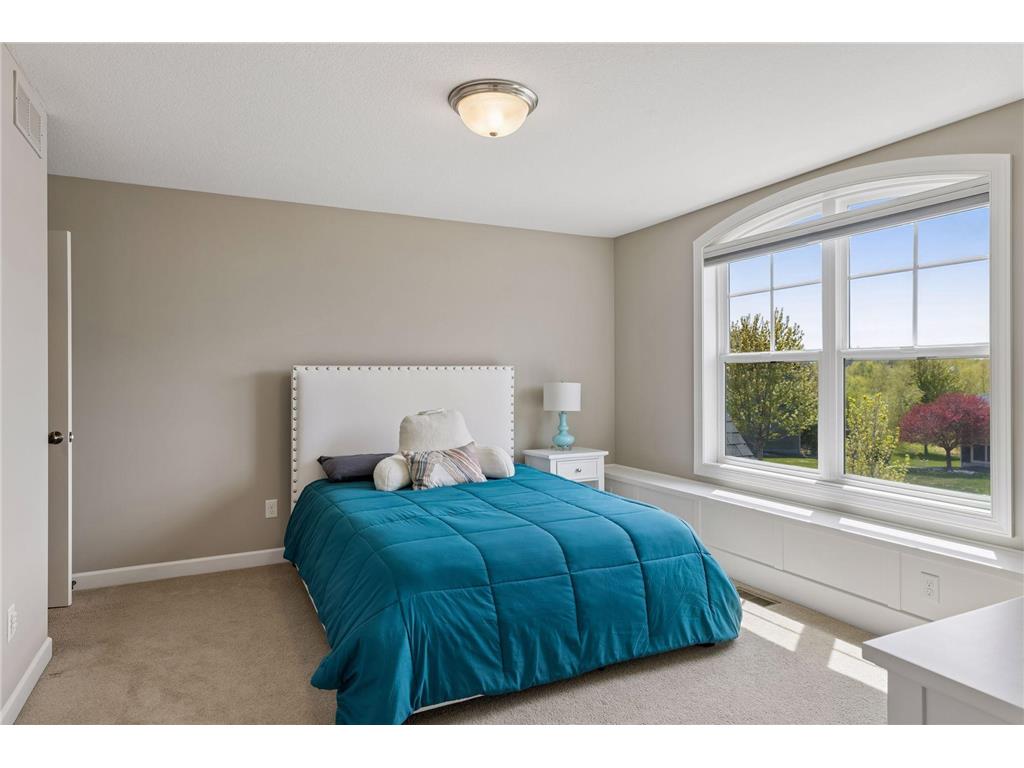 45 Monarch Way North Oaks MN 55127 7070031 image28
