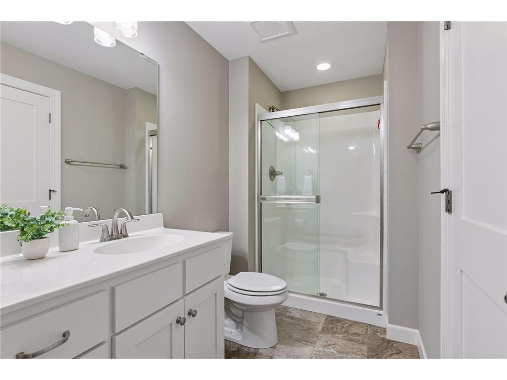 45 Monarch Way North Oaks MN 55127 7070031 image32