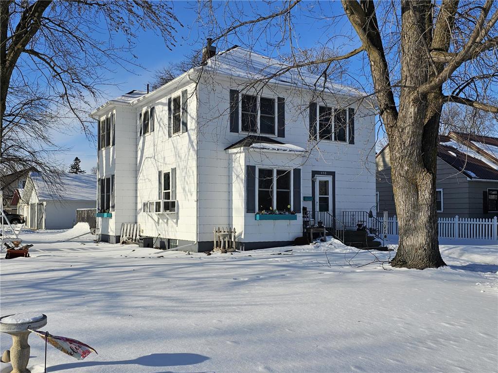 450 2nd Avenue SE Perham MN 56573 6694005 image1