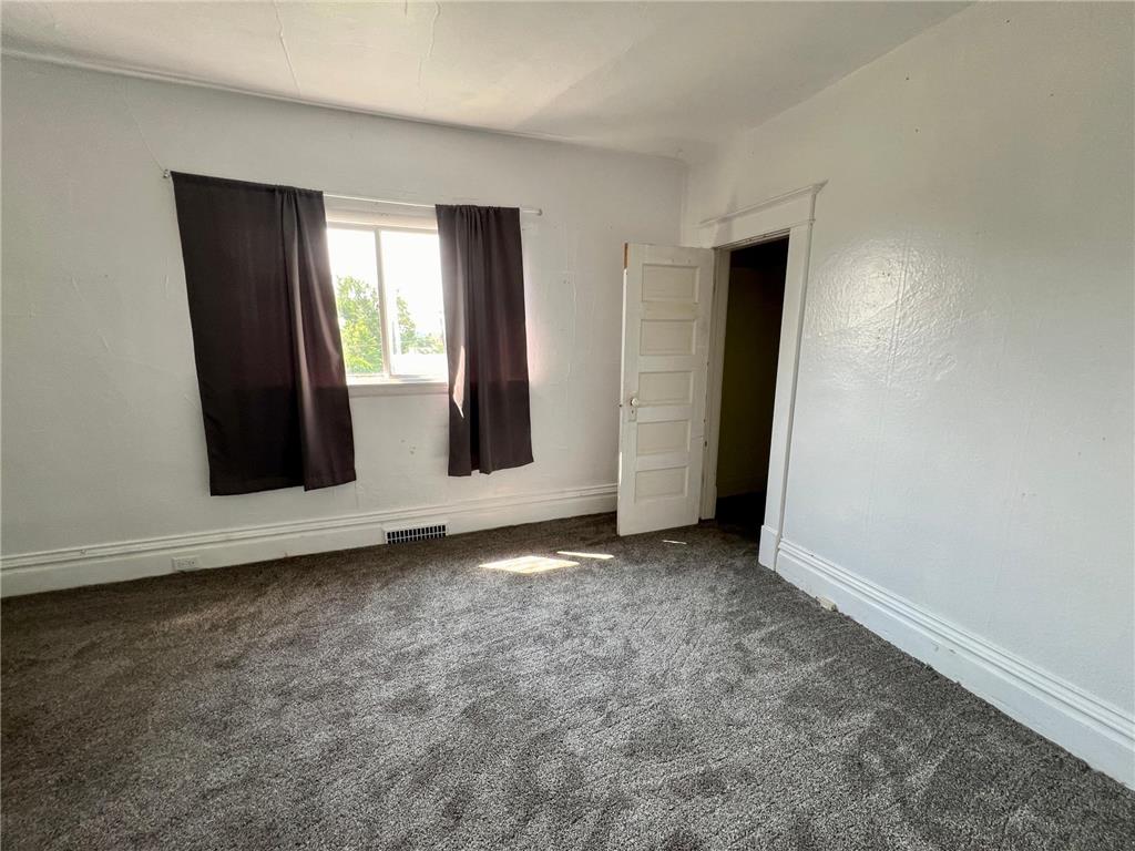 450 7th Street NW Valley City ND 58072 7074565 image18