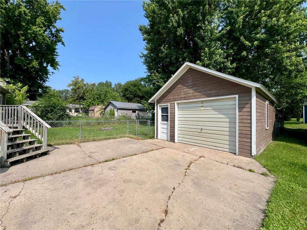 450 7th Street NW Valley City ND 58072 7074565 image5