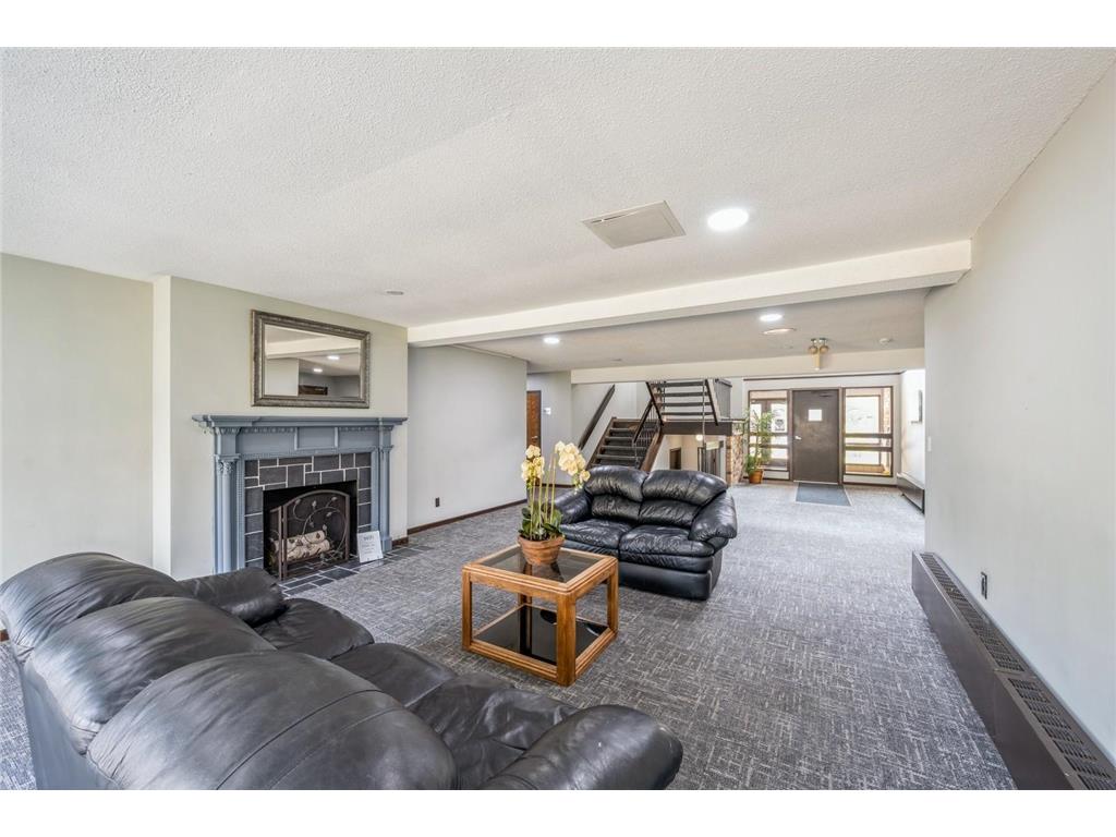 450 Ford Road #101 Saint Louis Park MN 55426 6774071 image13