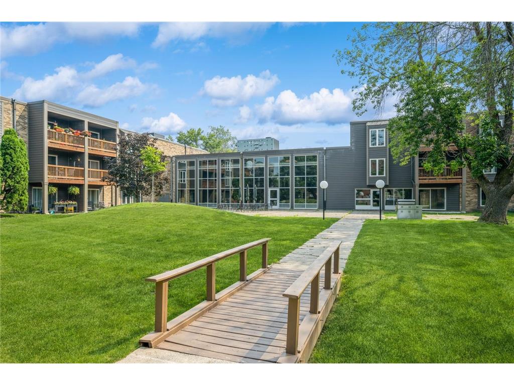 450 Ford Road #101 Saint Louis Park MN 55426 6774071 image15