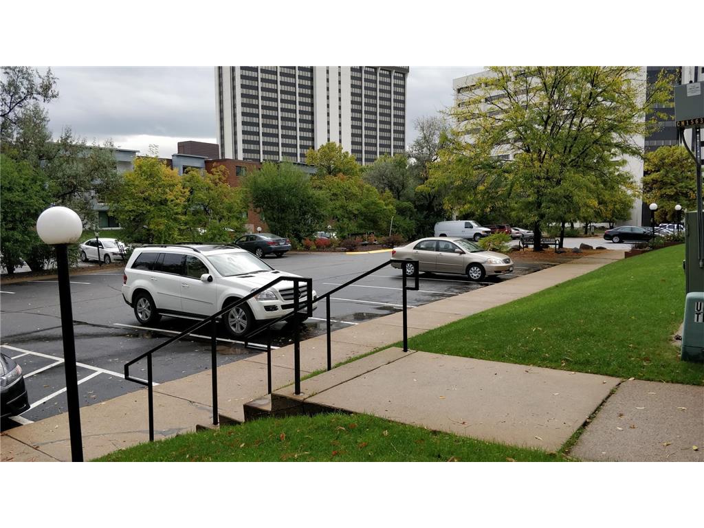 450 Ford Road #125 Saint Louis Park MN 55426 7019166 image2