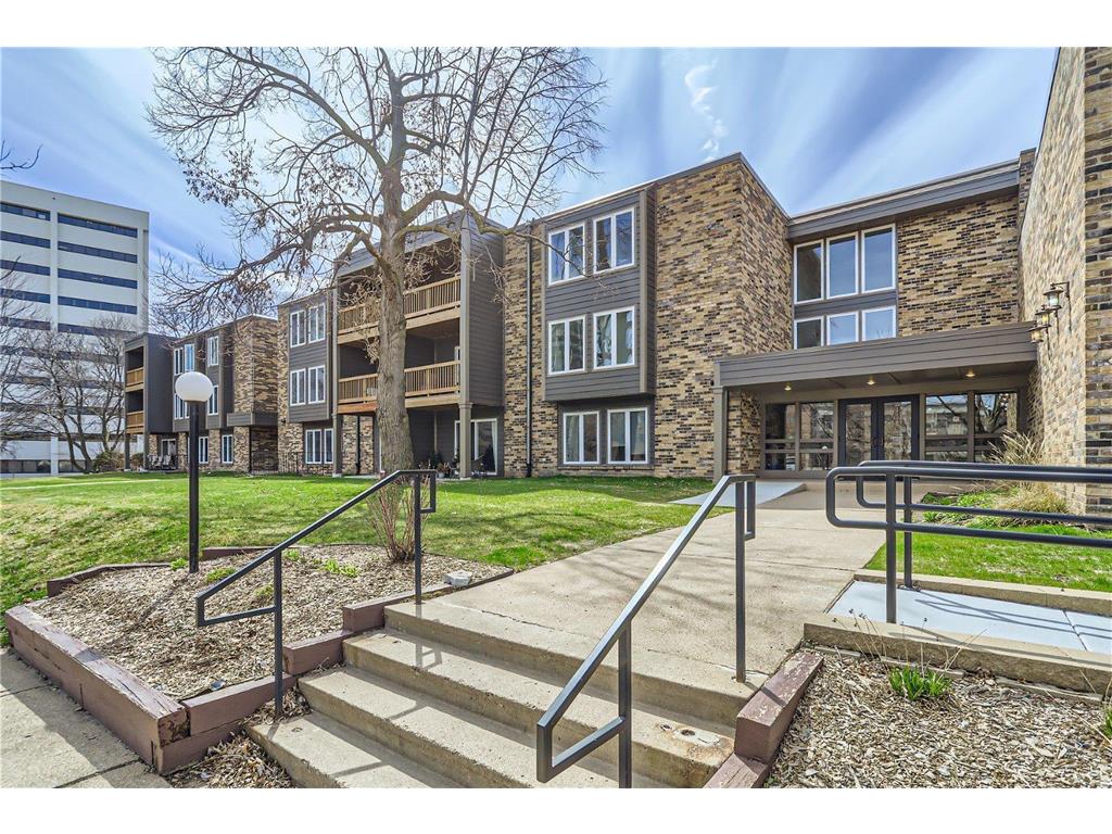 450 Ford Road #220 Saint Louis Park MN 55426 6519214 image1