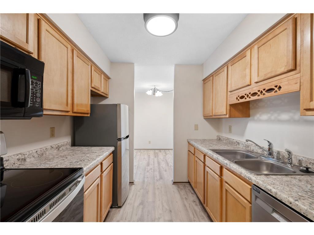 450 Ford Road #225 Saint Louis Park MN 55426 6792751 image10