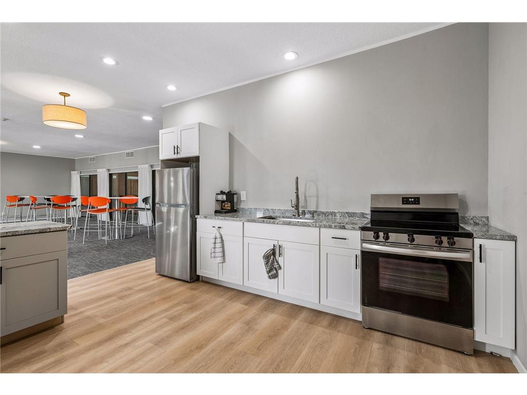 450 Ford Road #303 Saint Louis Park MN 55426 7088932 image23