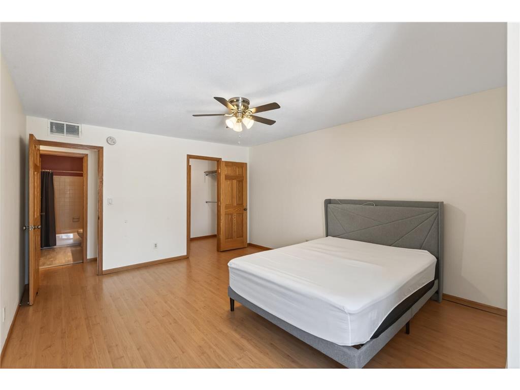 450 Ford Road #313 Saint Louis Park MN 55426 7035931 image14
