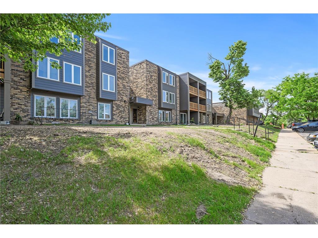 450 Ford Road #319 Saint Louis Park MN 55426 6363967 image1