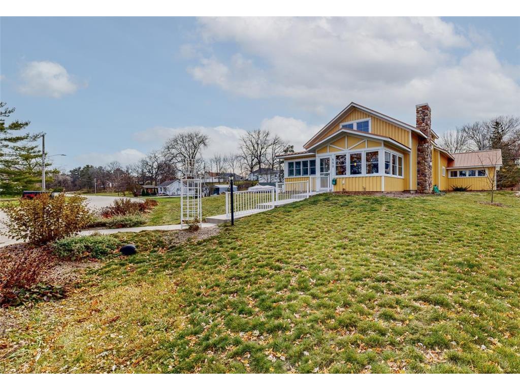 450 Main Street E, Wabasha, MN, 55981 MLS 6461559 Edina Realty