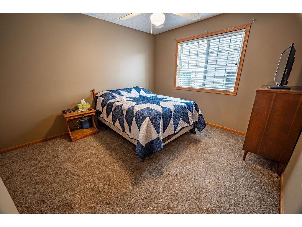450 W Cairns Street #D Ellsworth WI 54011 7041876 image7