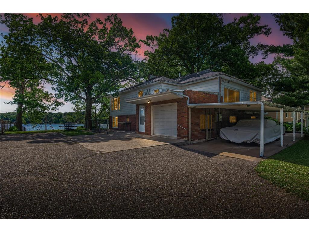 450 W Horseshoe Drive Shoreview MN 55126 - Owasso 7093817 image1
