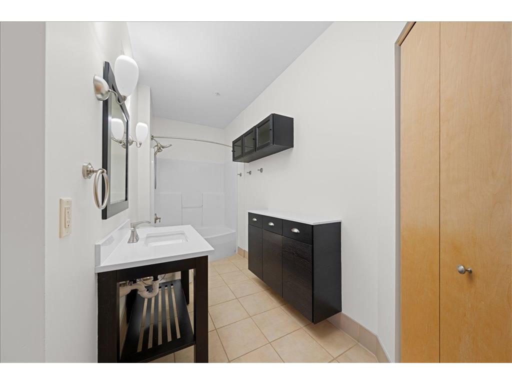 4500 Chicago Avenue S #110 Minneapolis MN 55407 7059103 image13