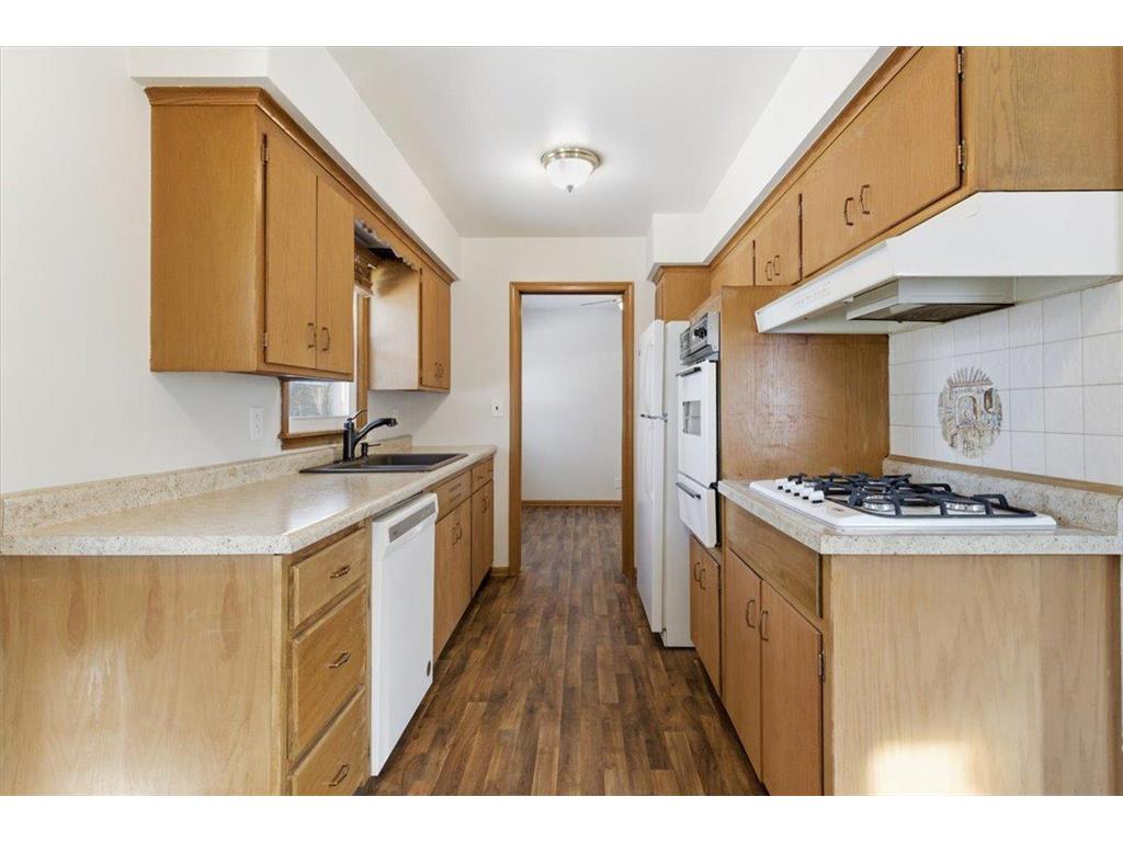 4500 Woodbine Lane N Brooklyn Center MN 55429 7002113 image10