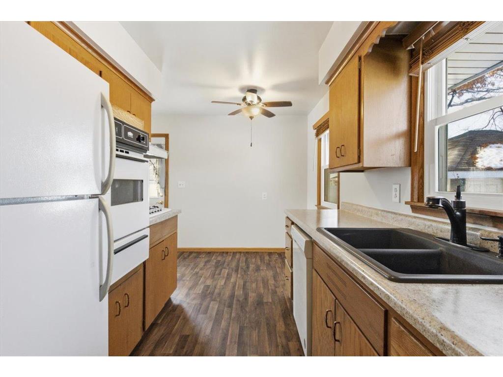 4500 Woodbine Lane N Brooklyn Center MN 55429 7002113 image13