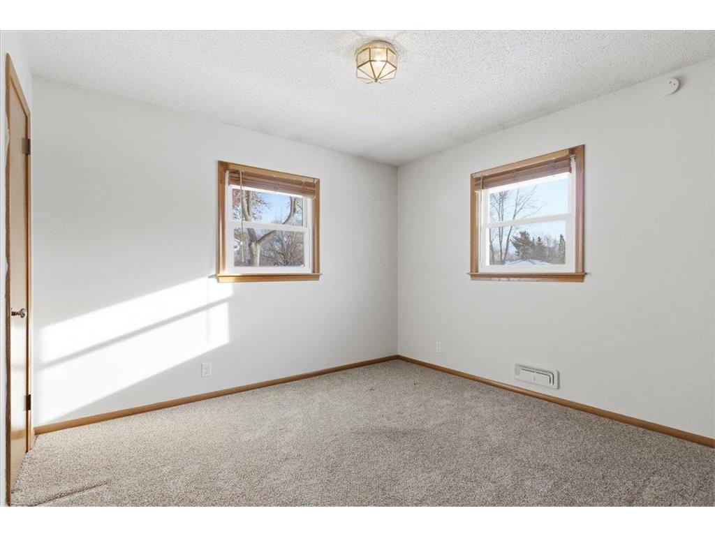 4500 Woodbine Lane N Brooklyn Center MN 55429 7002113 image20