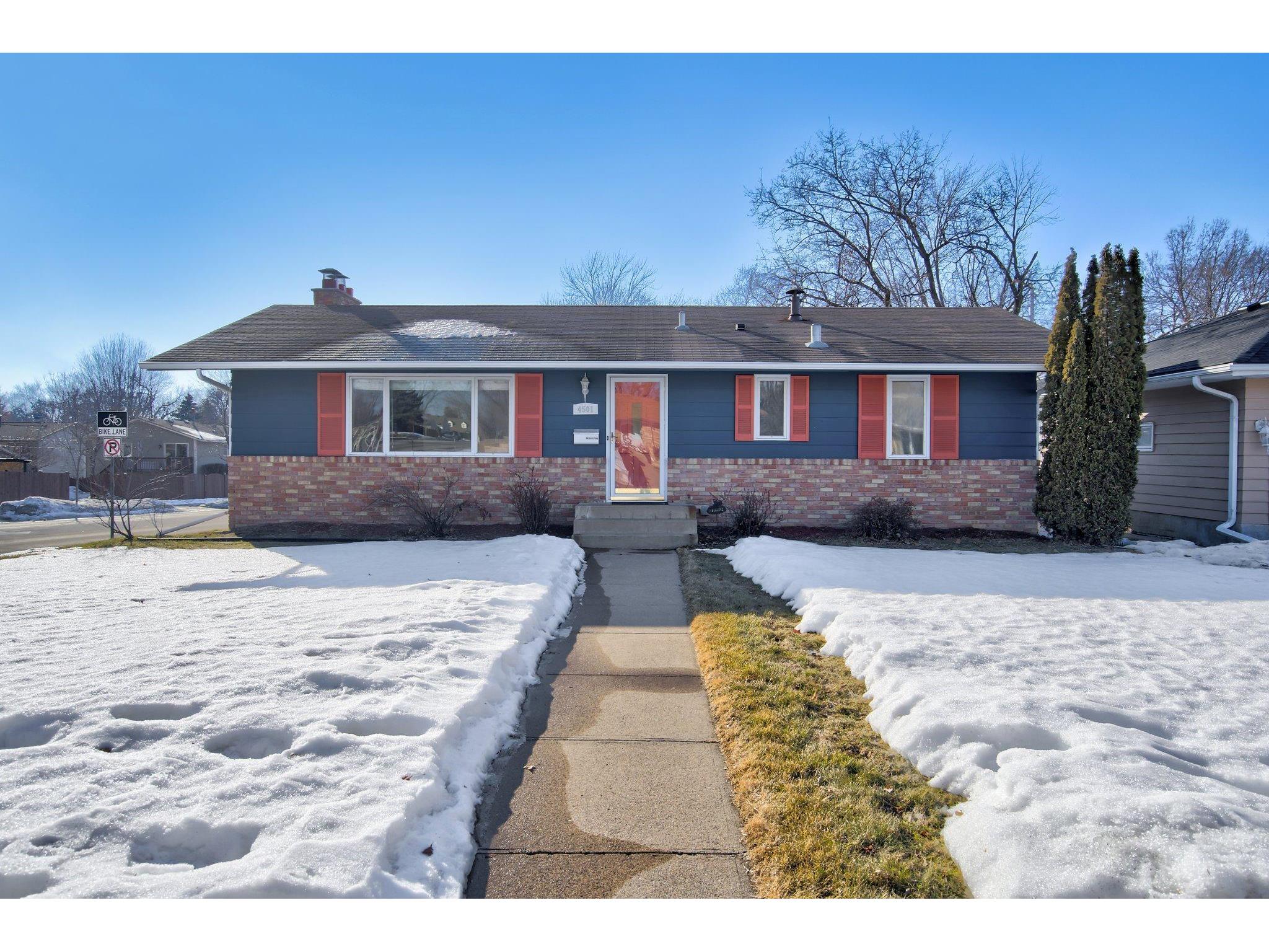 4501 Beard Avenue N, Robbinsdale, MN 55422 MLS 5717942 Edina Realty