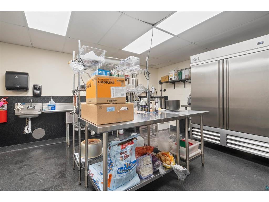 4501 E Superior Street Duluth MN 55804 7027552 image19