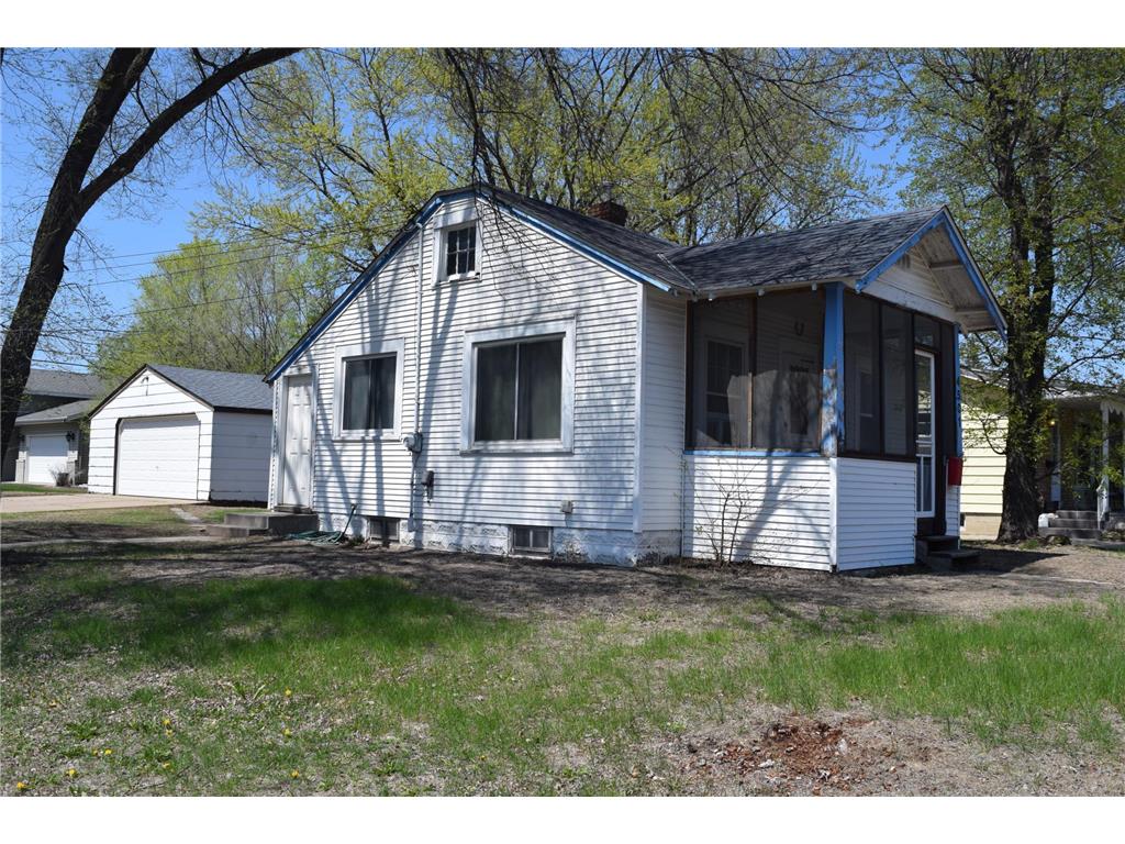 4501 Zane Avenue N Crystal MN 55422 6716127 image1