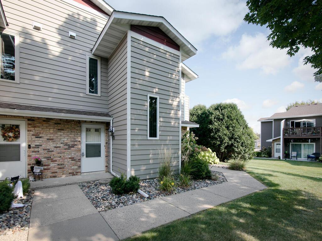 4504 Cinnamon Ridge Trail #B Eagan MN 55122 6617933 image1