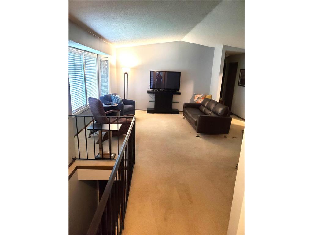 4504 Laramie Trail Minnetonka MN 55345 7086427 image2