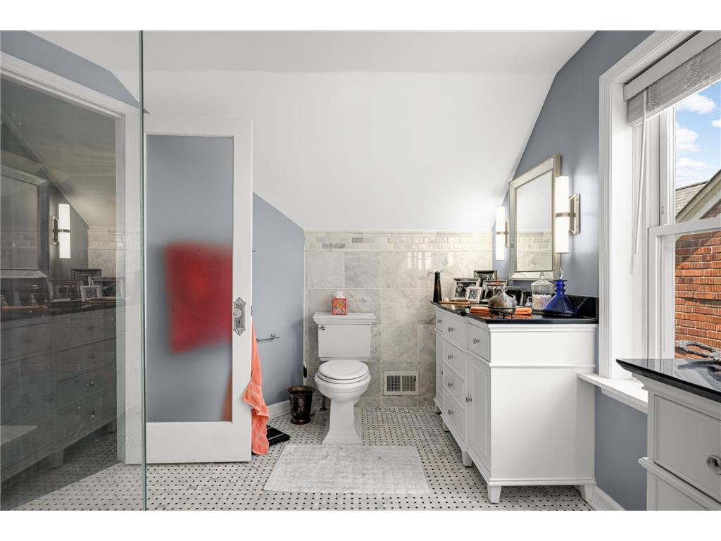 4504 Park Avenue Minneapolis MN 55407 7088022 image16