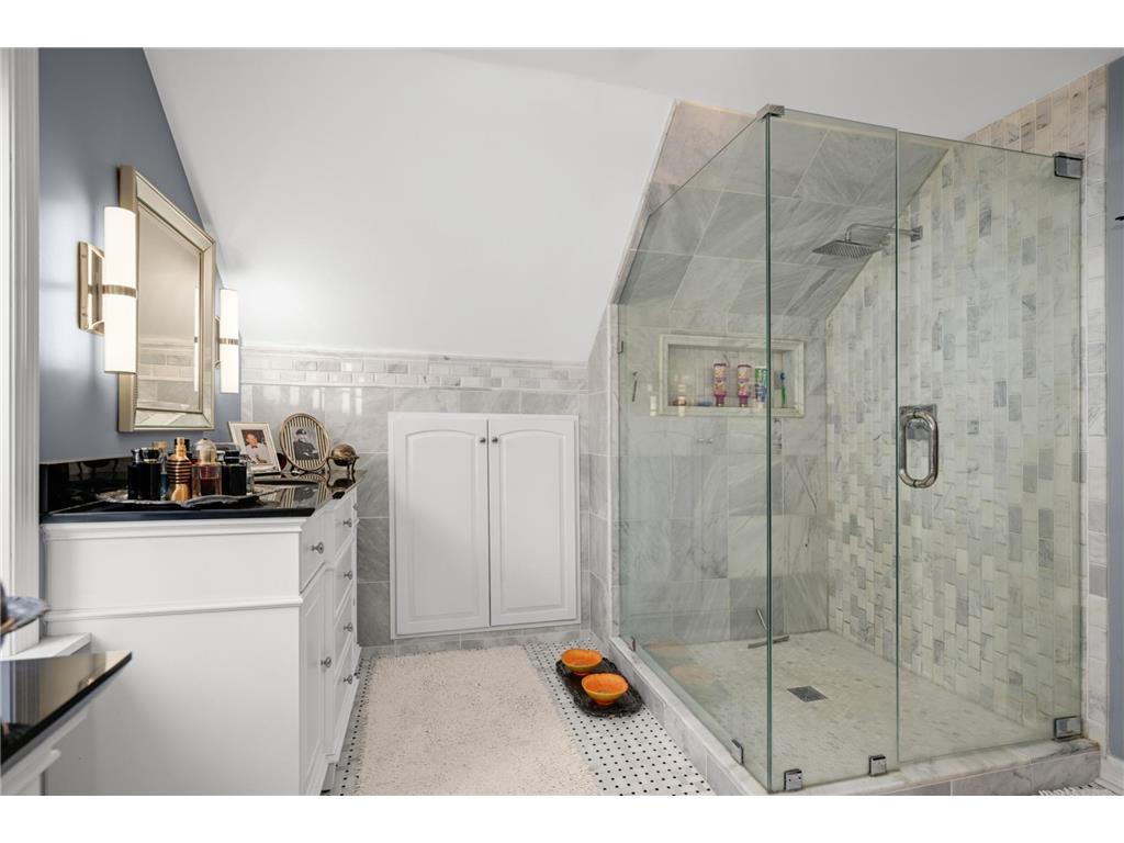 4504 Park Avenue Minneapolis MN 55407 7088022 image17