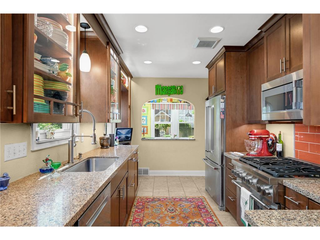 4504 Park Avenue Minneapolis MN 55407 7088022 image9