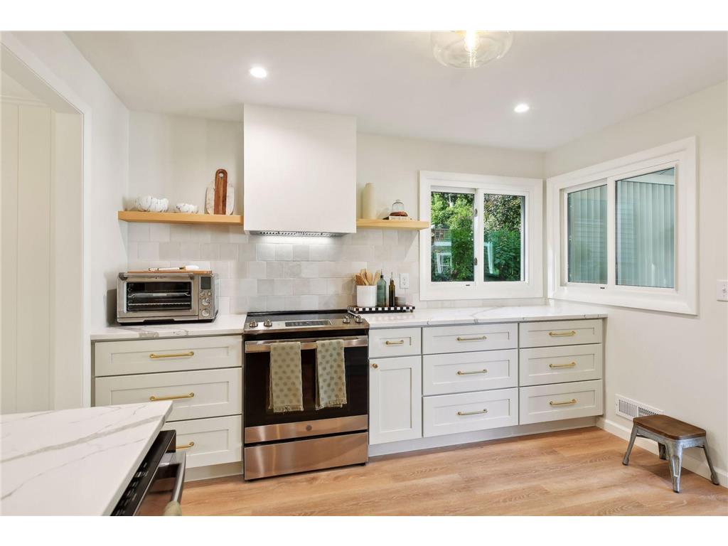 4504 Rutledge Avenue Edina MN 55436 7086490 image12