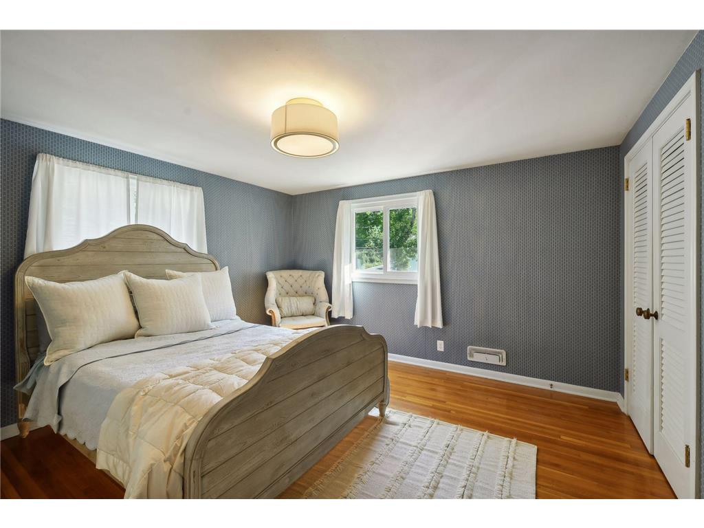 4504 Rutledge Avenue Edina MN 55436 7086490 image17