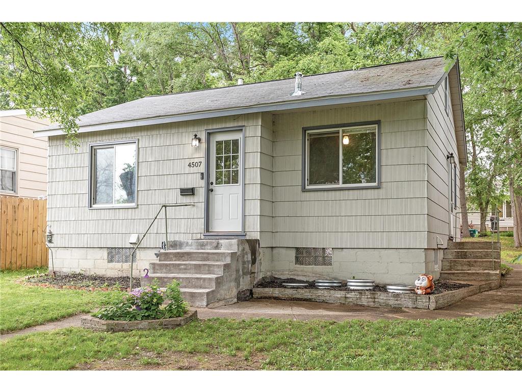 4507 Washington Street NE Columbia Heights MN 55421 6502072 image1