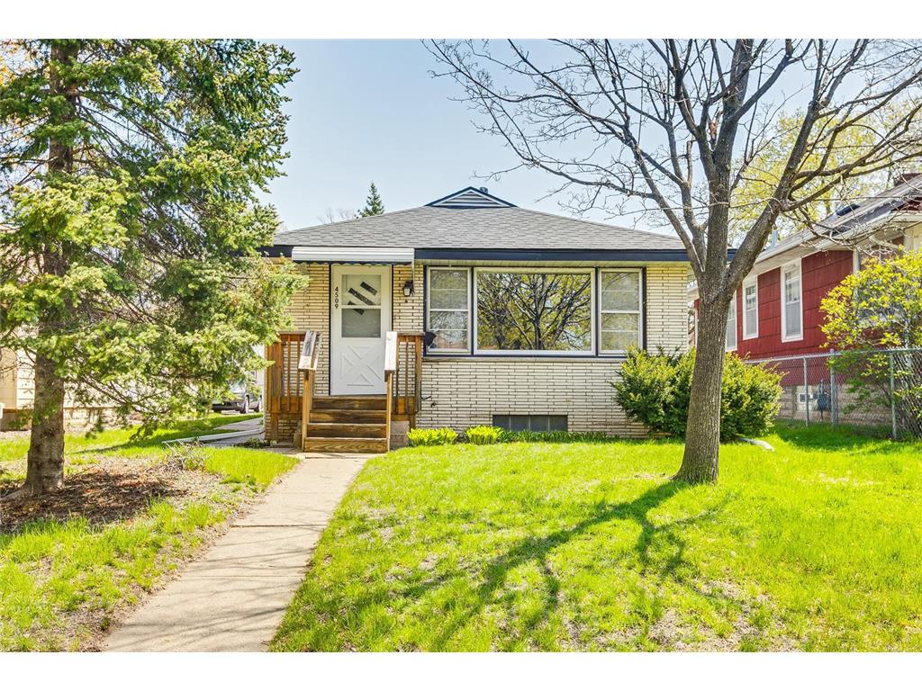 4509 7th Street NE Columbia Heights MN 55421 6529744 image1
