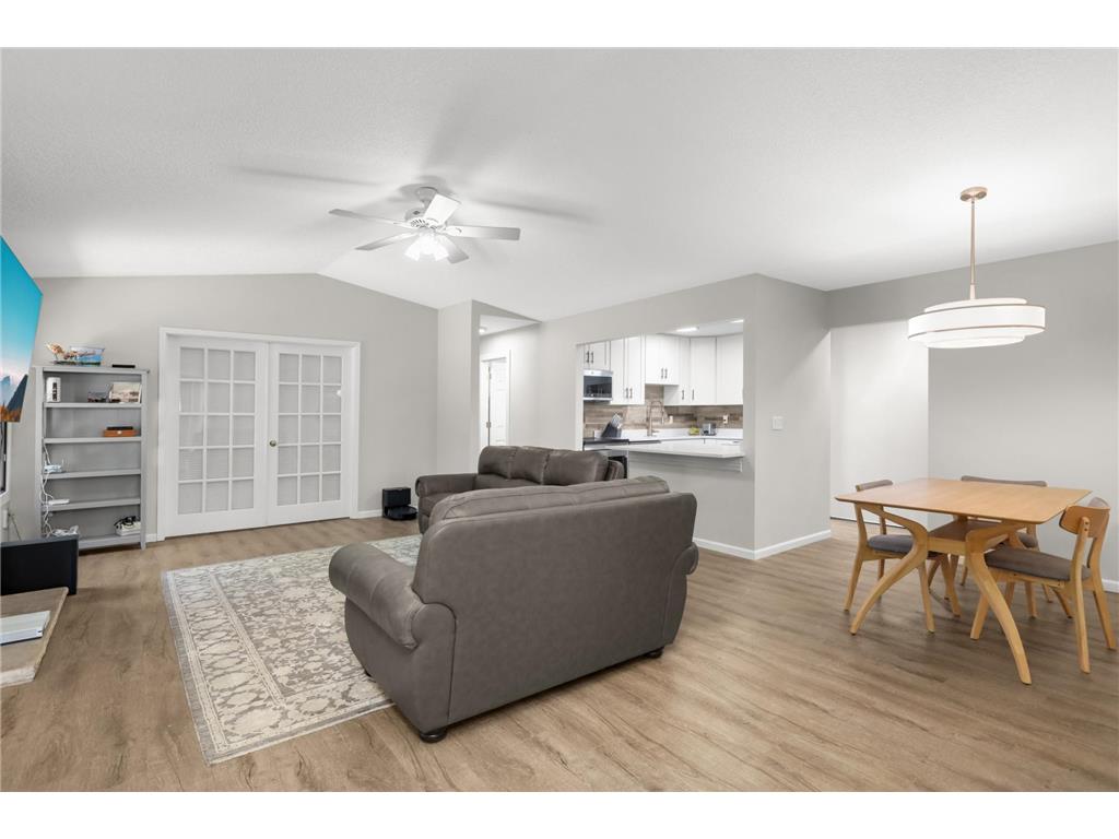 4509 Redwood Circle Minnetonka MN 55345 7081549 image2
