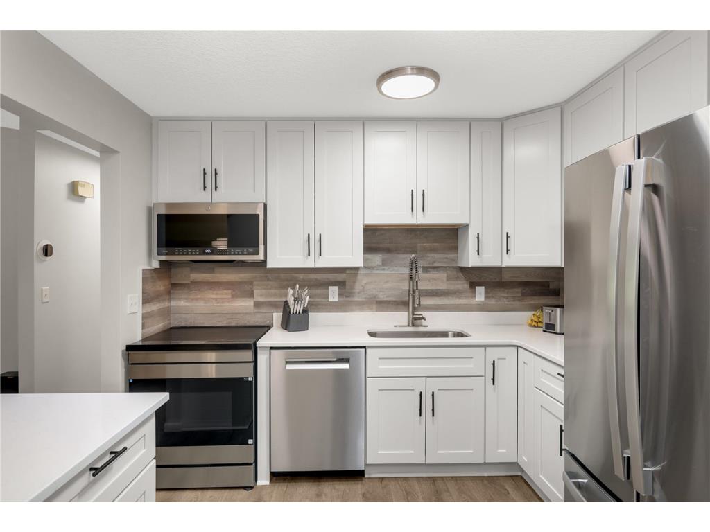 4509 Redwood Circle Minnetonka MN 55345 7081549 image8