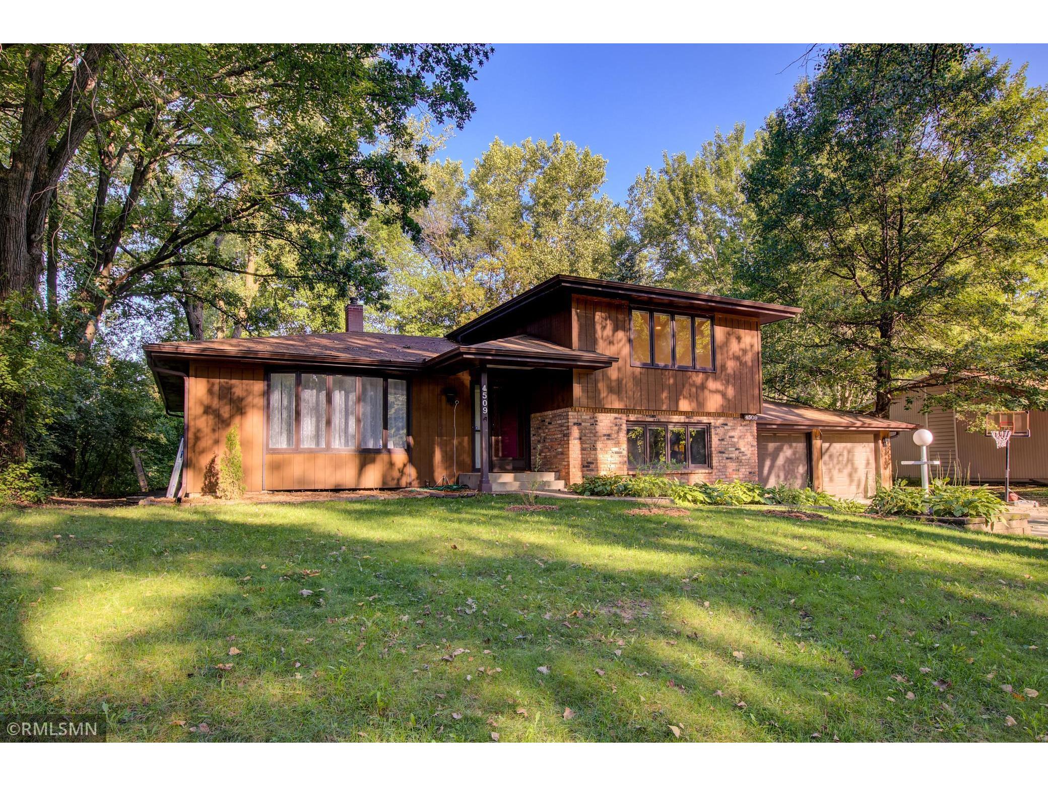 4509 Wood Duck Drive, Vadnais Heights, MN, 55127 MLS 6087315 Edina