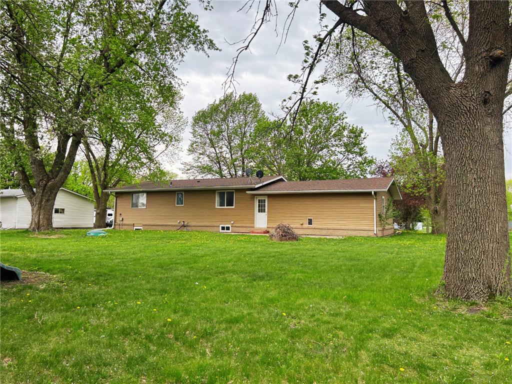 451 2nd Street N Wood Lake MN 56297 7076062 image41