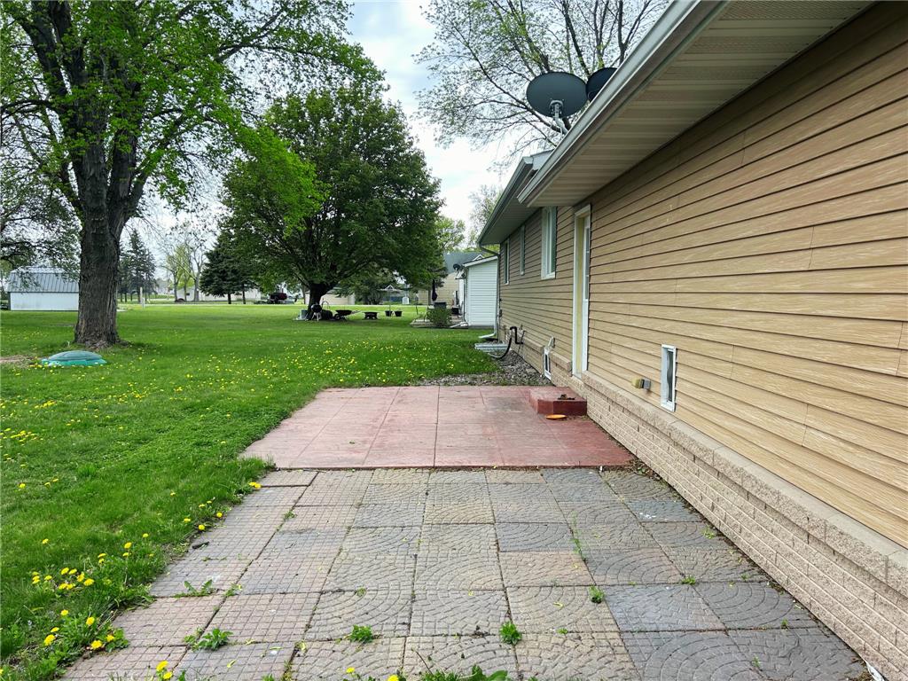 451 2nd Street N Wood Lake MN 56297 7076062 image43