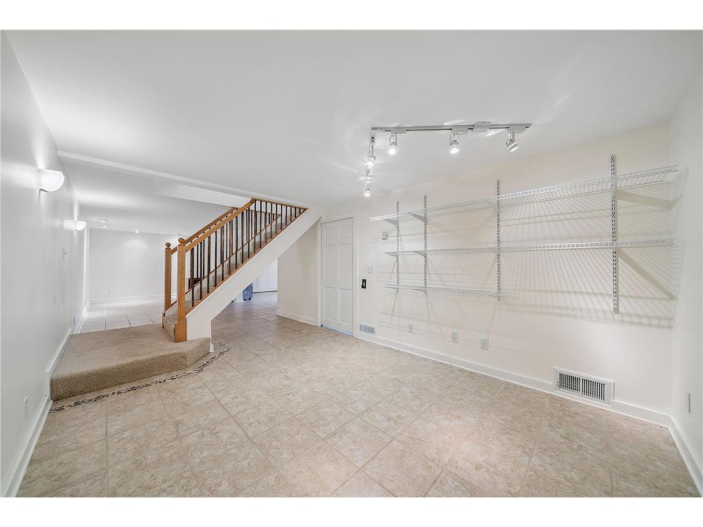 451 E Johnson Street River Falls WI 54022 6778934 image17