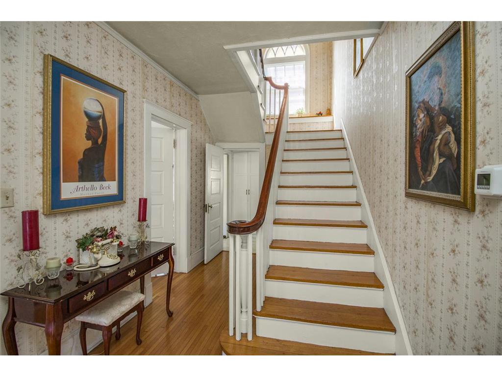451 Lynnhurst Avenue E Saint Paul MN 55104 7064549 image3