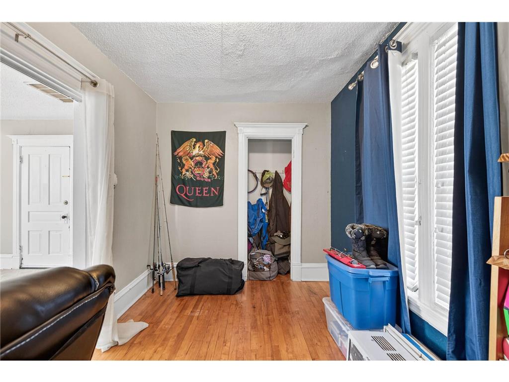 451 Madison Street NE Minneapolis MN 55413 6800753 image11