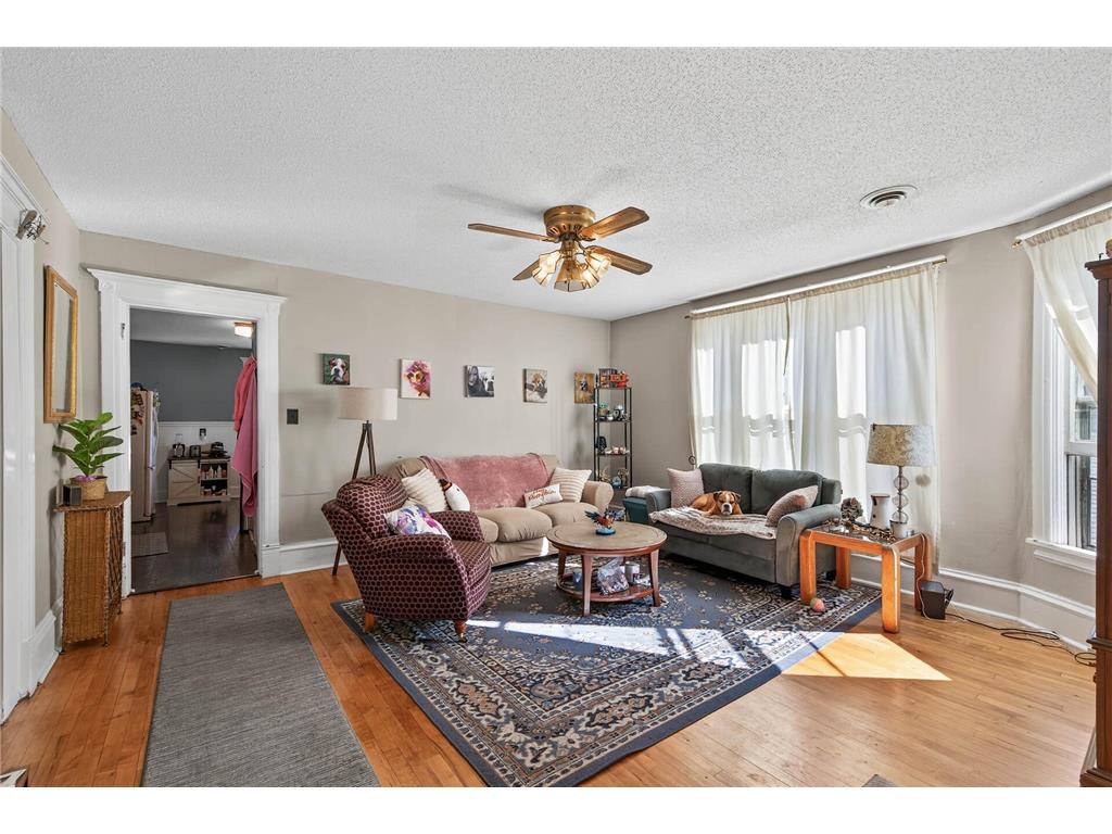 451 Madison Street NE Minneapolis MN 55413 6800753 image3